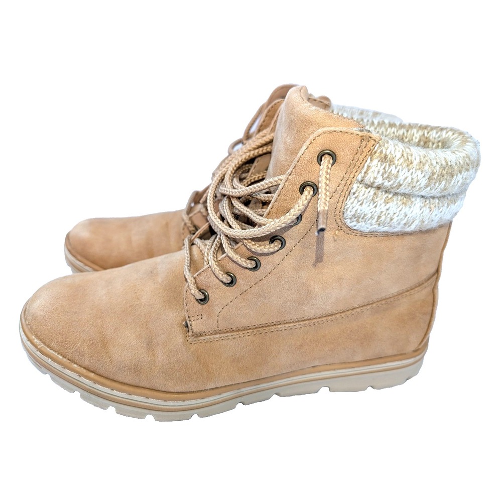 St. John's Bay Women's Tan Lace-Up Ankle Boots Size 7 New With Tags